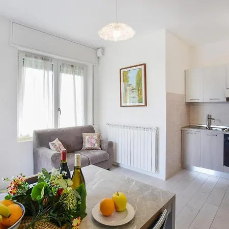 Stunning In With 1 Bedrooms Appartement