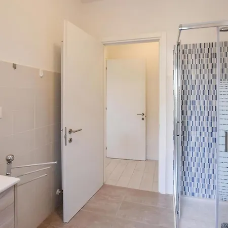Stunning In With 1 Bedrooms Appartement